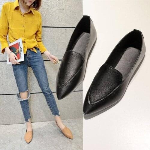 Spring and Autumn 1 New Womens Flat-bottomed Pointed Simple Shoes Korean Version of One Pedal Set Foot Casual Shoes Nurse Shoes