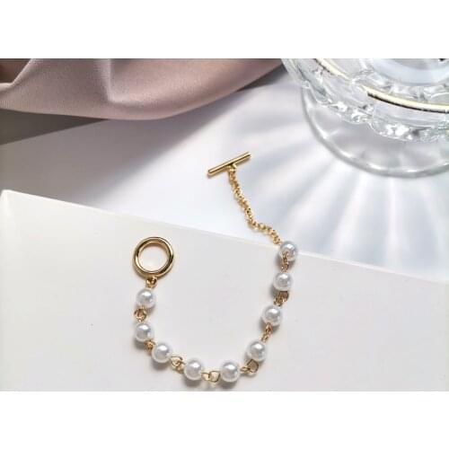 Hot Selling Jewelry Simulited Pearl Bracelet Fashion Temperament Golden Plating Chain Bracelet For Girl Student Party Gifts