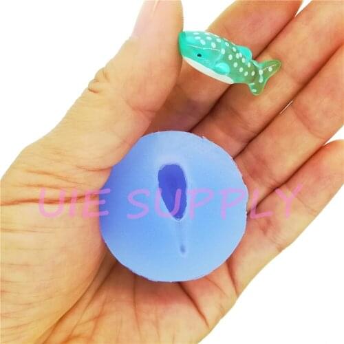 DYL857U Shark Silicone Mold Fondant Cake Decorating Candy Resin Art Necklace Pendant Clay DIY FOOD SAFE 27.3mm x 12.3mm
