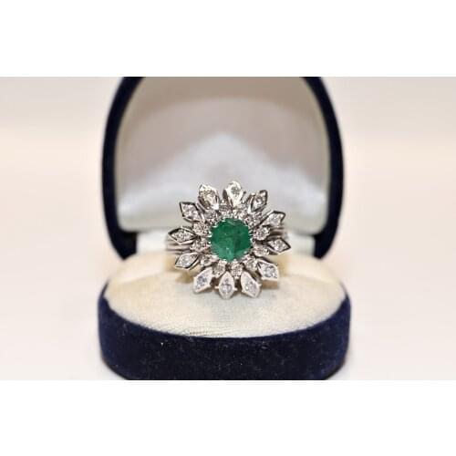Vintage Original 18k Gold Natural Diamond And Emerald Decorated Pretty Strong Ring