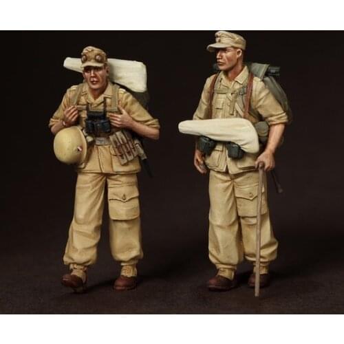 1/35 Resin Figure Model kits 2 figures Unassambled Unpainted 306