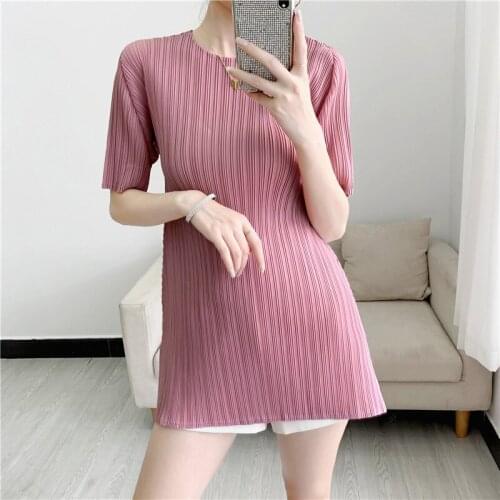 Miyake pleated tops 2021 spring and autumn new mid-length womens T-shirt round neck slim short-sleeved casual womens clothing