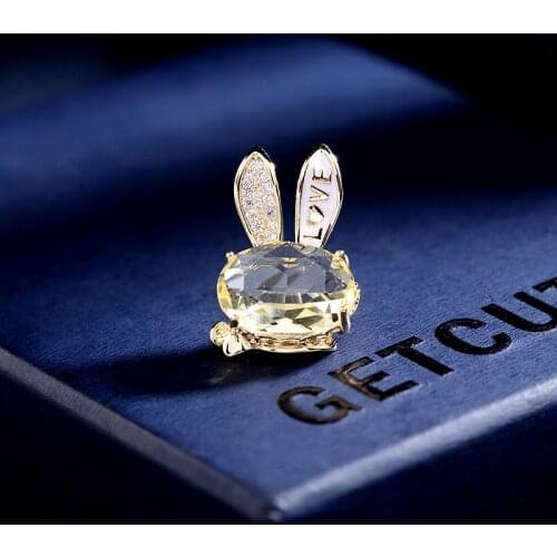 2021 New Small Rabbit Zircon Brooches for Women Girl with Letter LOVE Cute Korean Animal Jewelry Female Clothes Collar Pins