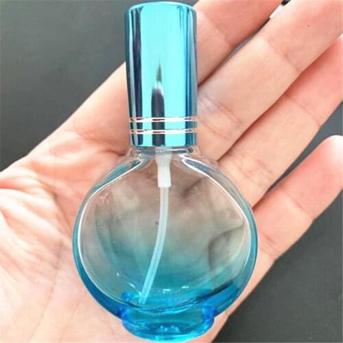 Wholesale15ML Glass Perfume Bottle Fine Mist Spray Bottle Portable Press Small Spray Perfume Bottle Round Colored Spray Bottle