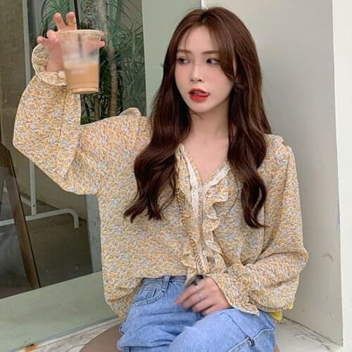 New Floral Lace Chiffon Shirt Women Summer Thin Sunscreen Ruffle Sweet Long Sleeve V-neck Top