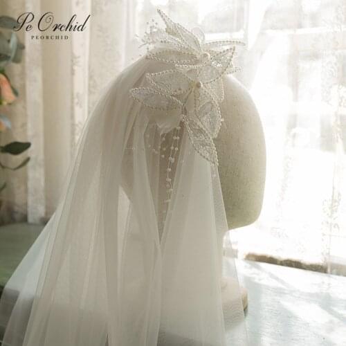 PEORCHID Vintage Ivory Two Layer Wedding Veil With Comb Pearls Lace Flowers Luxury Short Bride Veil Accesorio Novia 2021
