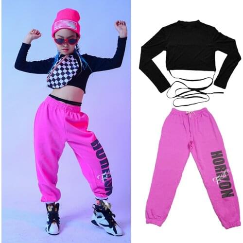 2020 New Hip Hop Dance Costumes For Kids Black Navel Tops Pink Hiphop Pants Jazz Modren Dance Clothes Street Dance Wear DQS6248