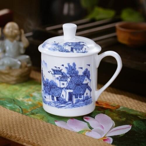 Genuine Jingdezhen ceramic cup with cover, the blue and white porcelain, office cup, teacups