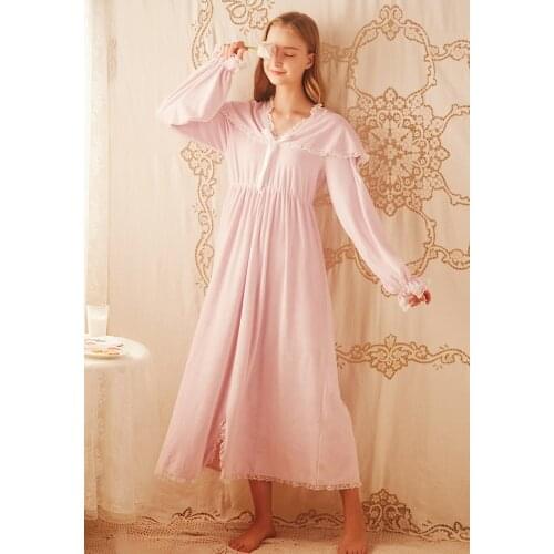 Free Shipping 2019 New Winter Princess Womens Long Purple Nightgown Coral Velvet Nightshirt Lace Pijamas roupao feminino