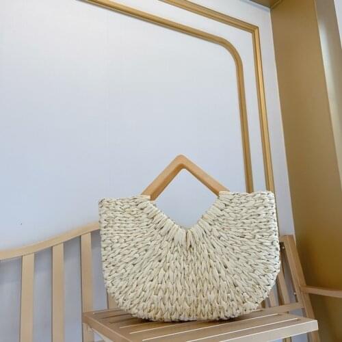 Bag Female 2021 New Wood Handle Straw Woven Bag Simple Fashion Hollow Out Handle Vegetable Basket Bag