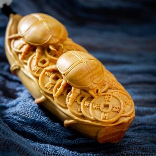 8cm Beetle Boxwood Statue Wealth Leaf Solid Wood Carving Car Pendant Feng Shui Home Decoration