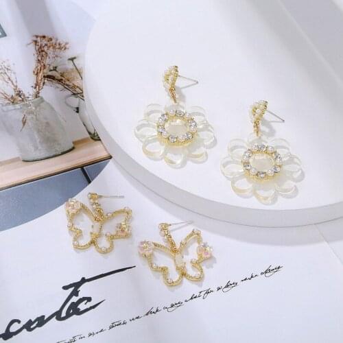 Fashion Butterfly Flower Dangle Earrings Imitation Pearls Crystal Heart Leaf Earrings for Woman Girl Charm Jewelry