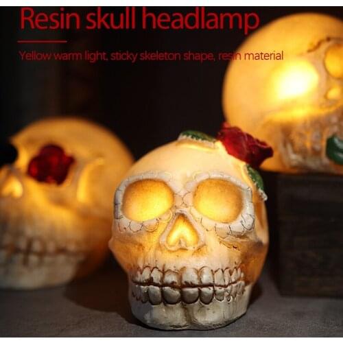 Halloween Skeleton Head Lamp Ghost Festival Resin Skeleton Head Ornament LED Electronic Decorative Prop Lamp Home Decoration