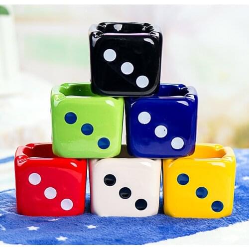 1pc Dice Ashtray Creative Personality Fashion Ceramic Ashtray Off The Smoke Detectors Decoration Gifts Cigarette Ashtrays