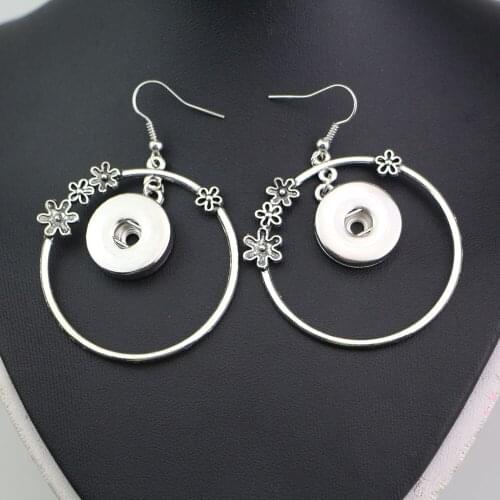 Hot Sale Earring Jewelry 18mm Snaps Button Earring with Big Round Flower Pendant Silver Plated Snaps Earrings Jewelry For Women
