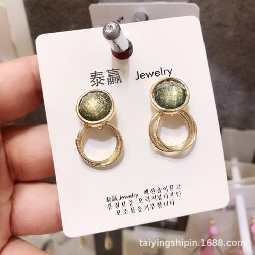 2021 New Korea Fashion Earrings for Women Simple Green Crystal Geometric Earrings Ear Stud Temperament Jewelry Wholesale