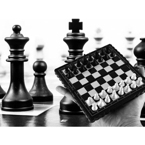 Portable Folding Magnetic Pocket Plastic Chess Chess Entertainment For Party