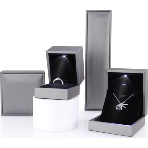 Luxury PU Leather LED Lighted Ring Jewellery Case Wholesale Necklace Pendant Jewelry Gift Packaging Boxes