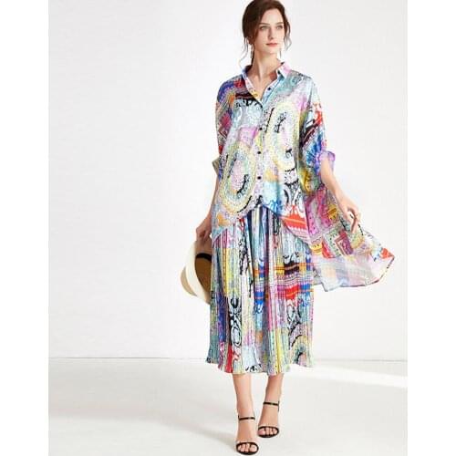 Women Plus size Casual suits loose Satin printed Elegant two piece Summer new tops and pants Elastic waist turn-down collar suit