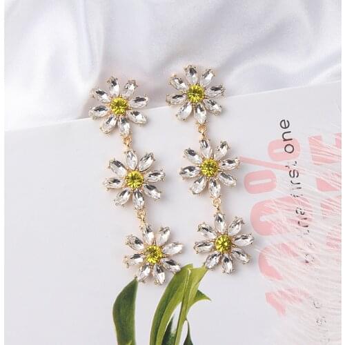 MWSONYA 2020 Korean Elegant Yellow Crystal Flower Petal Tassel Drop Earrings For Women Fashion Party Pendientes Jewelry Gift