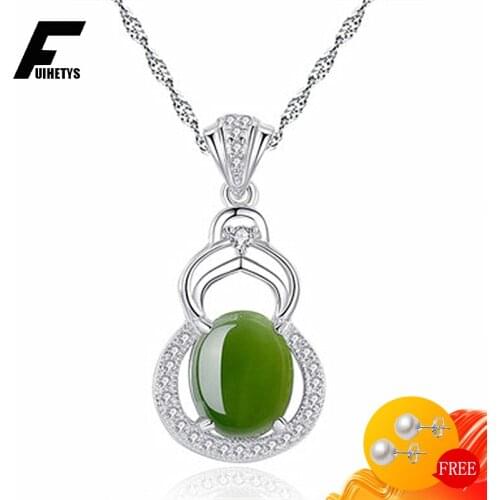 Ethnic Style Women Necklace 925 Silver Jewelry Oval Shape Created Emerald Zircon Gemstone Pendant for Wedding Promise Ornaments