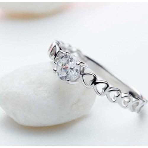 Trendy Fashion Heart Shaped Crystal Ring Wedding Ring Female Engagement Ring Charm Jewelry Ring Party