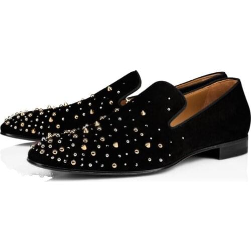 2019 Autumn Black Color Rivet Decorated Men Casual Shoes Handmade Slip-On Suede Soft Touching Casual Shoes