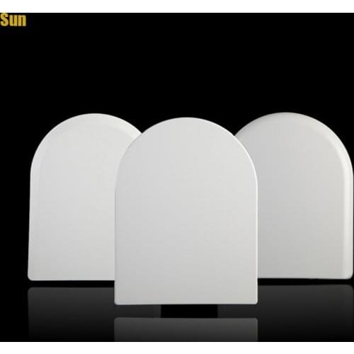 U-shaped Slow-down Toilet Cover. Toilet Cover. The Length of The Toilet Cover Is 420 To 450mm The Width Is 335mm