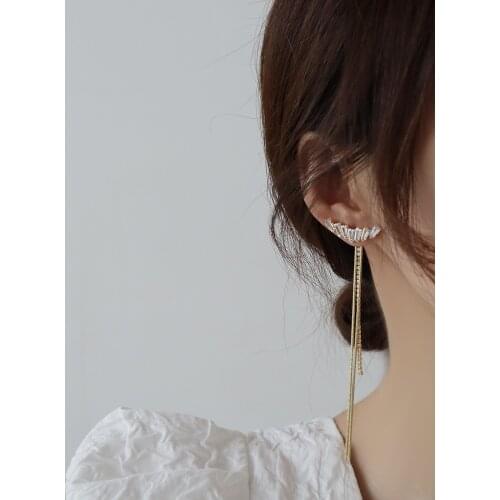 South Koreas new design fashion jewelry simple shiny copper inlaid zircon water drop long face-lift tassel female earrings