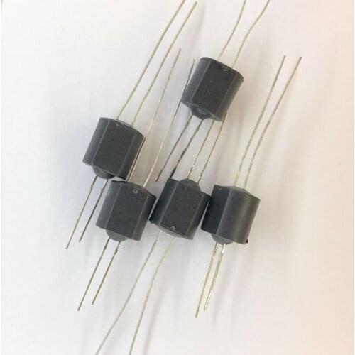 5pcs / lot DIP4 M1210CLC VTL5C good quality