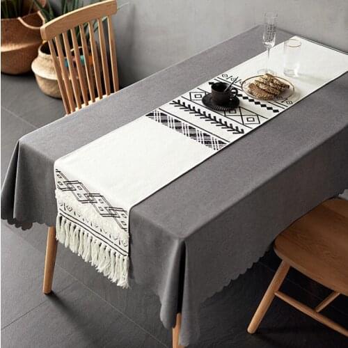 Morocco Geometric Table Runner Boho Simple Linen Table Cloth for Home Wedding Birthday Party Outdoor Table Runner with Tassels