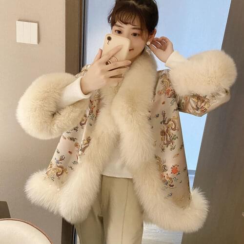 Take off glasses moth Women's Jackets With Fur