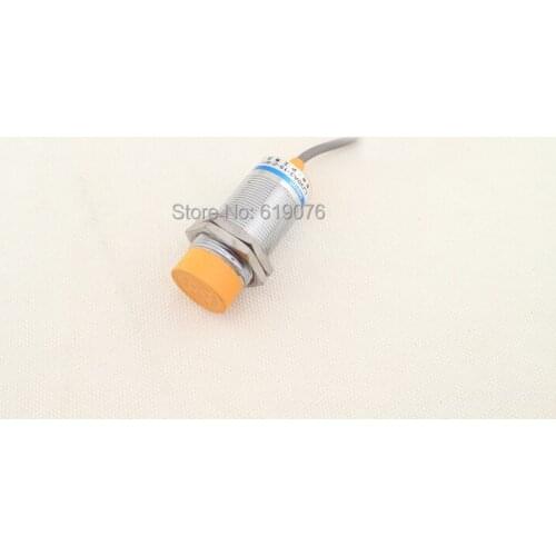 5Pcs M30 Two Wire AC NC 15mm distance measuring Inductive proximity switch sensor -LJ30A3-15-J/DZ