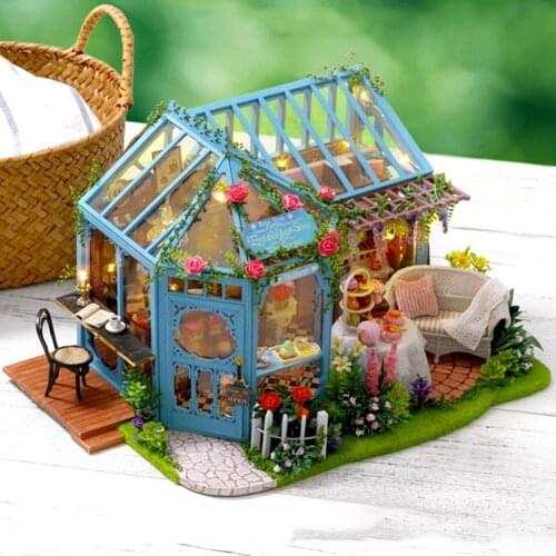 DIY Wooden 3D Miniature LED House Dollhouse Assembly Model Toy Desk Decor