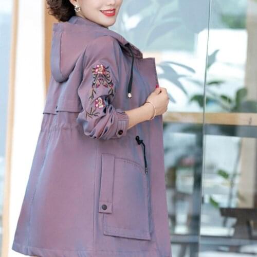 2021 Autumn Fashion Women Stylish Trench Coat Long Sleeve Hooded Solid Patchwork Casual Outwear Floral Embroidery Windbreaker