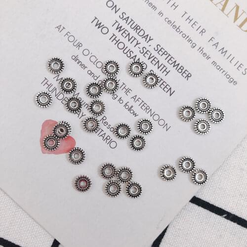 6*2mm alloy beads, flower-shaped bell, casual all-match metal hat buckle 20pcs