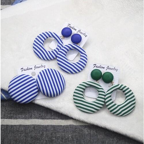 Personality hyperbole star stripe round button dangle earrings hip pop punk acrylic big earrings Korean style long earring women