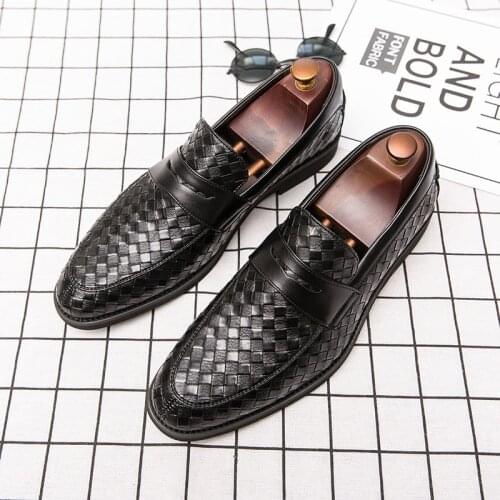 Brand Large Size Men Oxford Shoes Lace-up Wedding Men Dress Shoes Retro Comfortable Men Loafers Men Boat Shoes Chaussures Homme