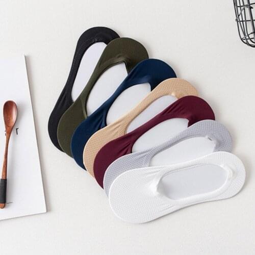 Newest Summer Cool Silk Man Ankle Sock Solid Ultra Thin Section Invisible Breathable Silicon Anti-Fall Heel Male Short Sock