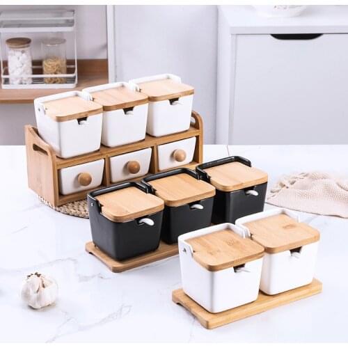 Black and white seasoning pot three-piece bamboo wood seasoning pot Japanese-style seasoning pot set ceramic salt pot