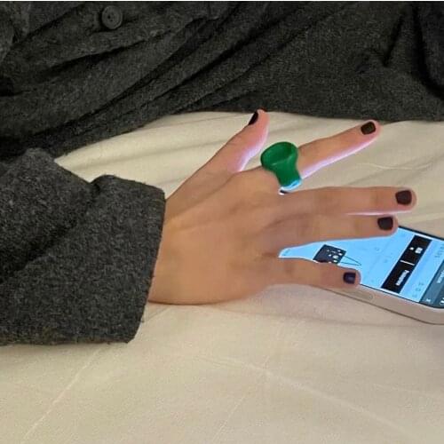 P73 Trendy Minimalist Green Ring Enamel Geo rings for women ins runway jewelry Round ring party gift summer