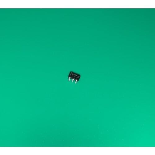 10pcs/lot SP6205EM5-3.0 SOT23 SP6205EM5-L-3.0/TR SOT23-5 W2TX W2 SP6205EM5-L-3-0/TR IC REG LINEAR 500MA 3V W2LX SP6205-3.0