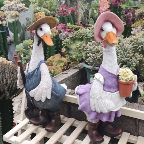 Duck Yard Garden Statues Backyard Lawn Stakes Resin Lovers Ducks Fairy Garden Decoration Ornaments Artificial Animal Sculptures