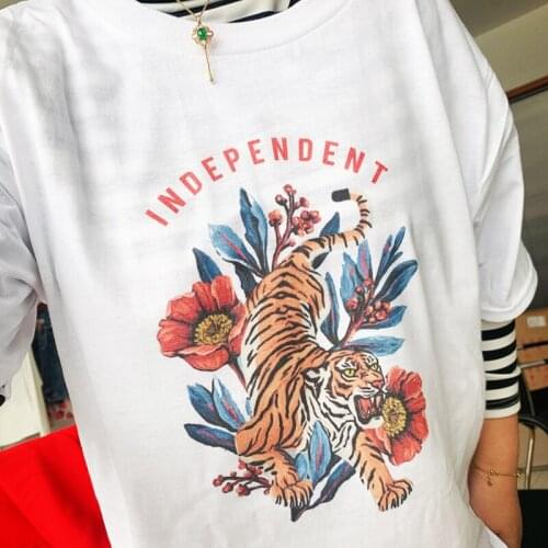 Chinese Style Tiger Dragon Print T-Shirt Women Vintage Fashion Casual Short Sleeve Printed Tee Cute Aesthetic Street Style Shirt