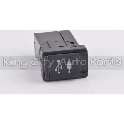 Car AUX USB Switch Panel Adapter USB Port Adapter Jack 86190-0R010 For Toyota RAV4 Camry Corolla Highlander Sienna Avalon