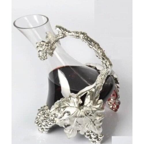 Free shipping Originality vine design silver finish metal glass decanter, vine shape decanter as gift to family or friends