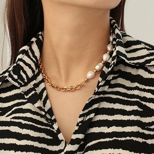 Brass With 18K Gold Natural Baroque Pearl Chains Choker Necklace Women Jewelry Runway Gown Hiphop Rare Glam Japan Korean Fashion