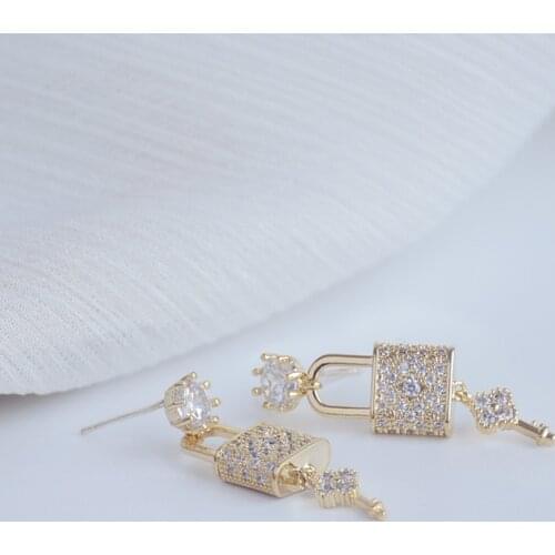 Xinbada 14k Real Gold Plated Micro-inlaid Zircon Full Diamond Exquisite Lock Flower Key Earrings for Woman Daily Party Earring