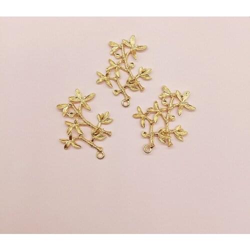 10 pcs/lot Alloy Creative Gold Leaf Pendant Buttons Ornaments Jewelry Earrings Choker Hair DIY Jewelry Accessories Handmade