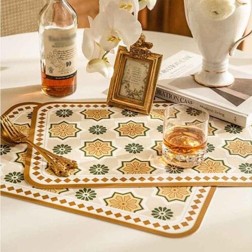 Vintage Light Luxury Leather Placemat Table Pad Flower Romantic Western Matsu Household Table Pad 40 * 30cm